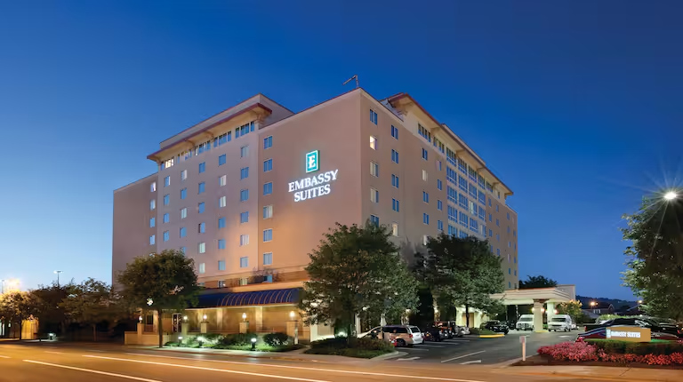 Embassy Suites by Hilton Charleston